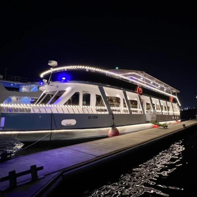 Premium Canal Cruise Dubai